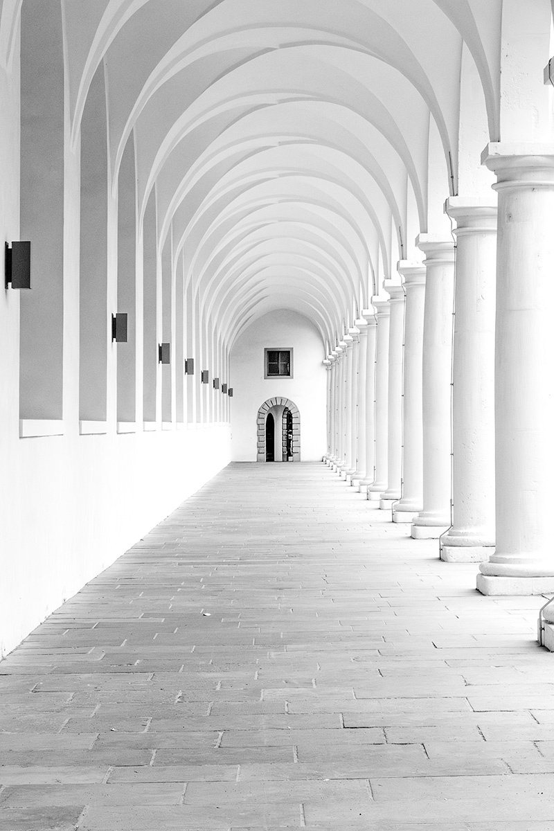 ArchedHallway_m ArchedHallway_m